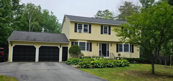 8 Westview Drive, Waterville, ME 04901