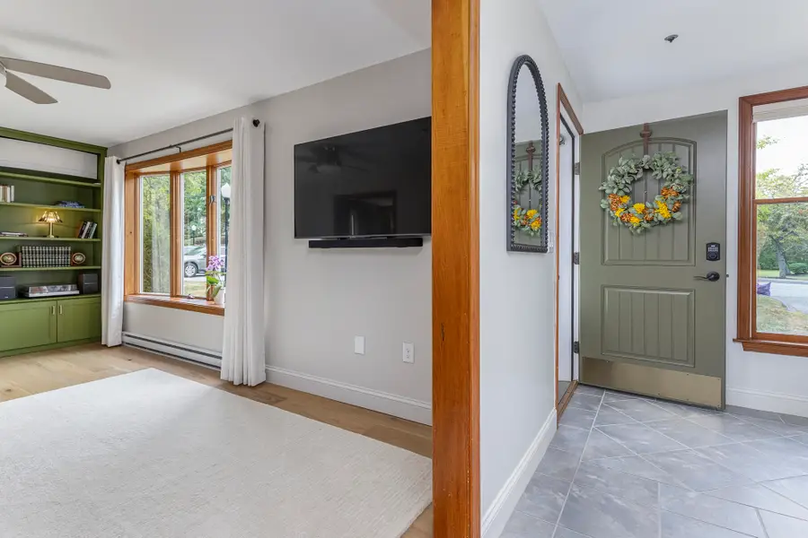 6 Apple Ledge Drive #B, Portland, ME 04103 - #3