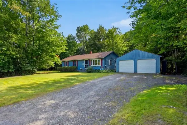 8 Higgins Street, Lisbon, ME 04252
