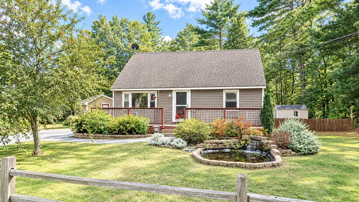 7 Elizabeth Avenue, Raymond, ME 04071 - #1
