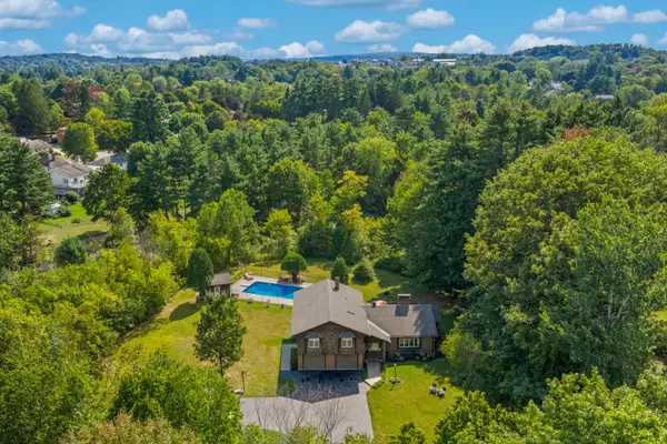 10 Bonnaille Avenue, Lewiston, ME 04240