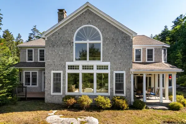 27 Stone Cove Road, Boothbay, ME 04544