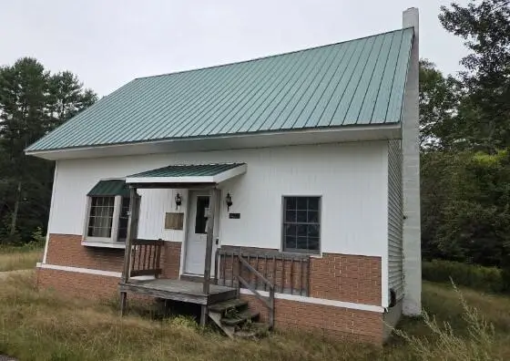 1423 Park Street, Livermore Falls, ME 04254 - #1