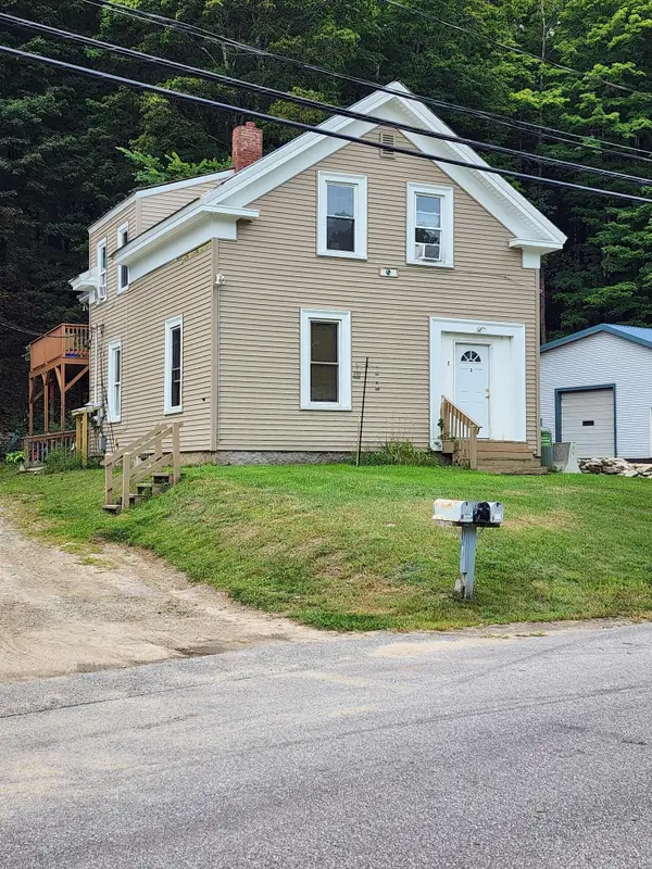 8 Water Street, Norway, ME 04268