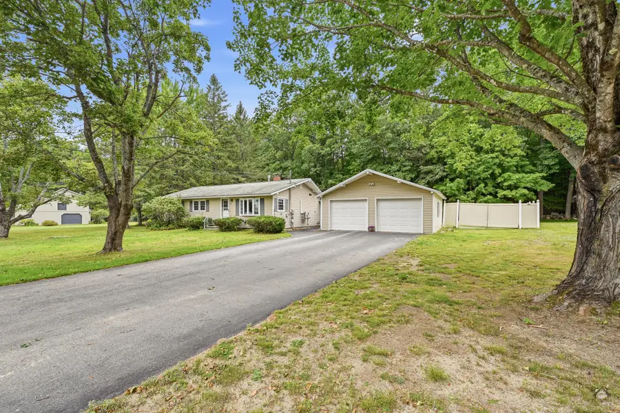 32 Mountain View Drive, Paris, ME 04281 - #2