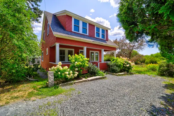 648 North Sedgwick Road, Sedgwick, ME 04676
