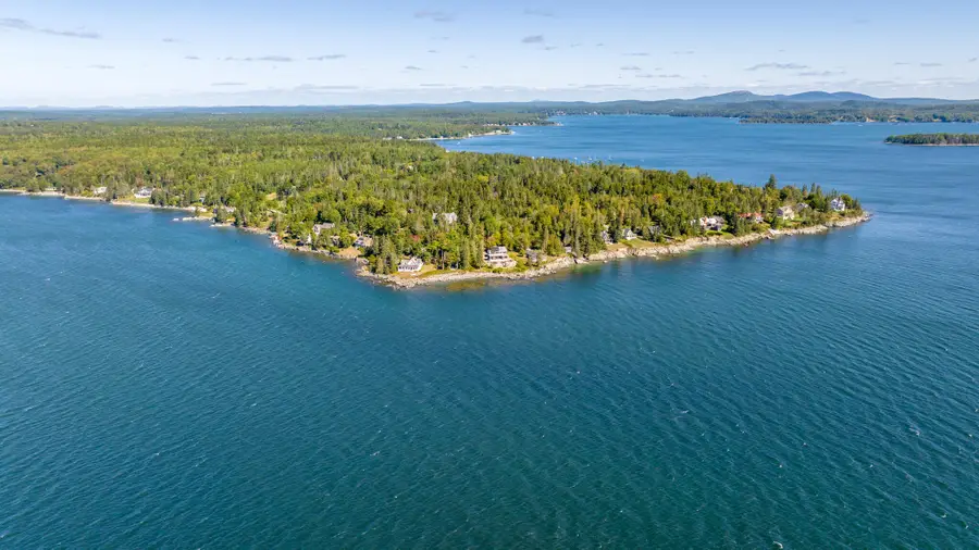 2 W Shore Road, Hancock, ME 04640 - #2