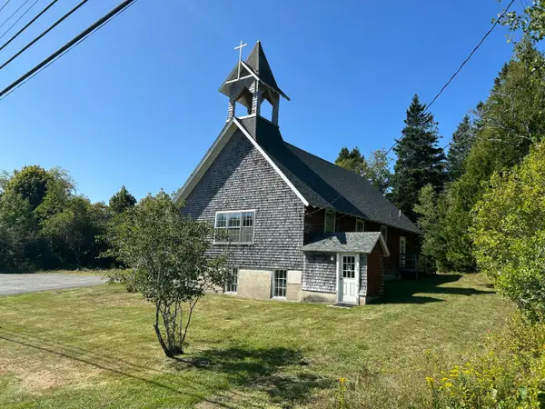 1358 Tremont Road, Tremont, ME 04674