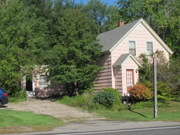 86 Portland Road, Kennebunk, ME 04043