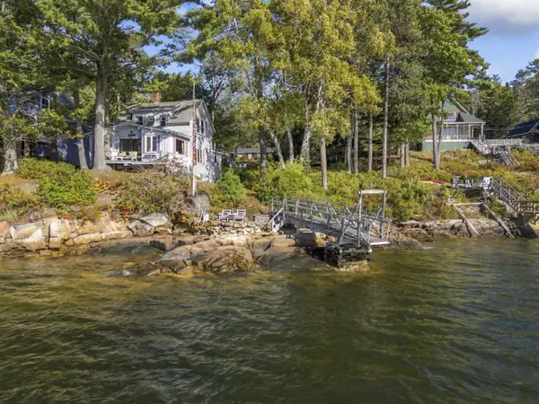 7 Crooked Spruce Drive S, West Bath, ME 04530