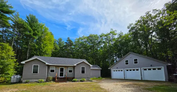 15 Evans Way, Sebago, ME 04029