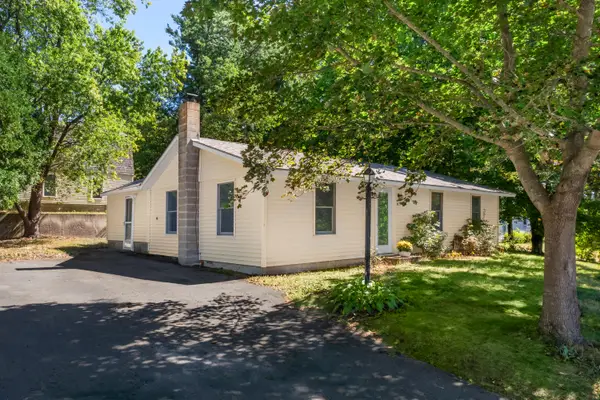 12 Wadleigh Lane, South Berwick, ME 03908