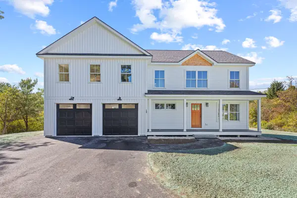 18 Liberty Avenue, Gray, ME 04039