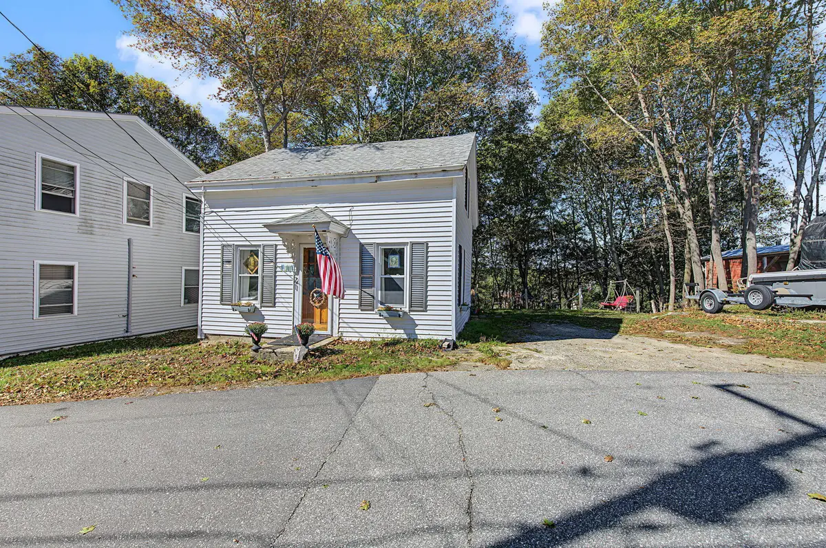 21 Huse Street, Bath, ME 04530 - #1