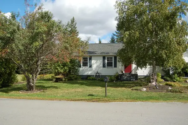 28 Sunset Avenue, Hampden, ME 04444