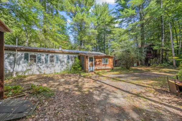 236 Main Street, Buxton, ME 04093