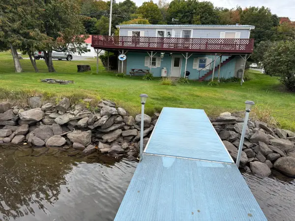 75 Grove Street, Dexter, ME 04930