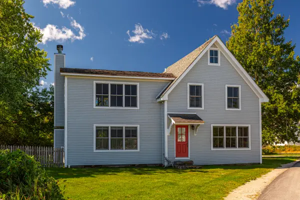 10 Francis Pound Road, Gouldsboro, ME 04607