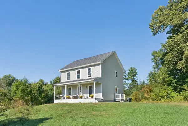 4 Captain Thomas Drive, Windham, ME 04062