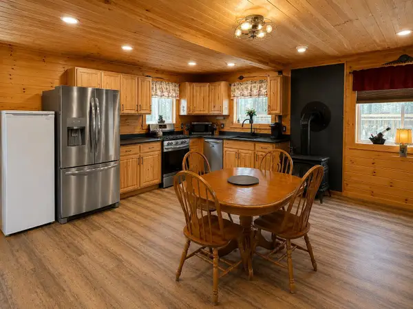 41 Old County Road, Medford, ME 04453