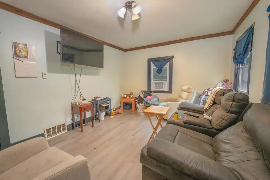 18 Weymouth Street, Richmond, ME 04357 - #3