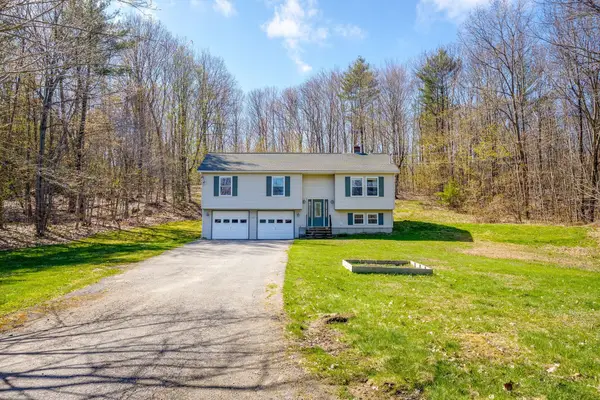 2044 Eight Rod Road, Sidney, ME 04330