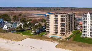 205 E Grand Avenue #2A, Old Orchard Beach, ME 04064 - #2