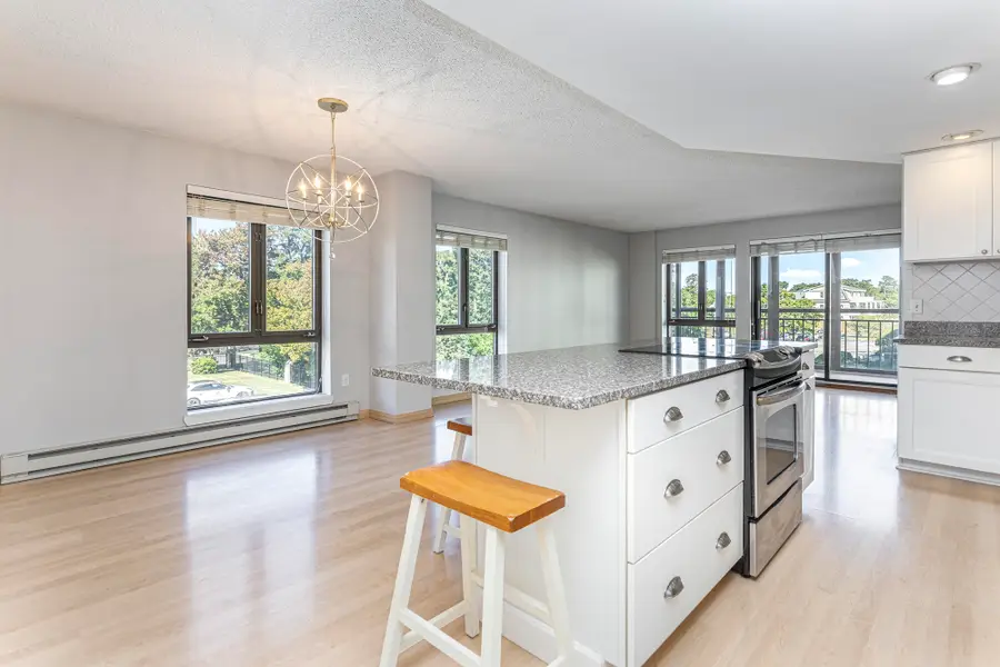 205 E Grand Avenue #2A, Old Orchard Beach, ME 04064 - #3