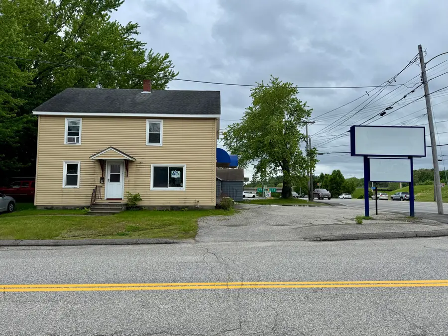 555 Center Street, Auburn, ME 04210 - #3