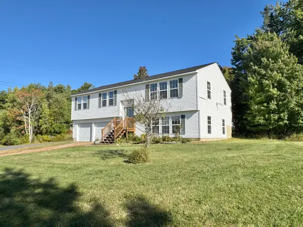 25 Forest Hill, Bucksport, ME 04416