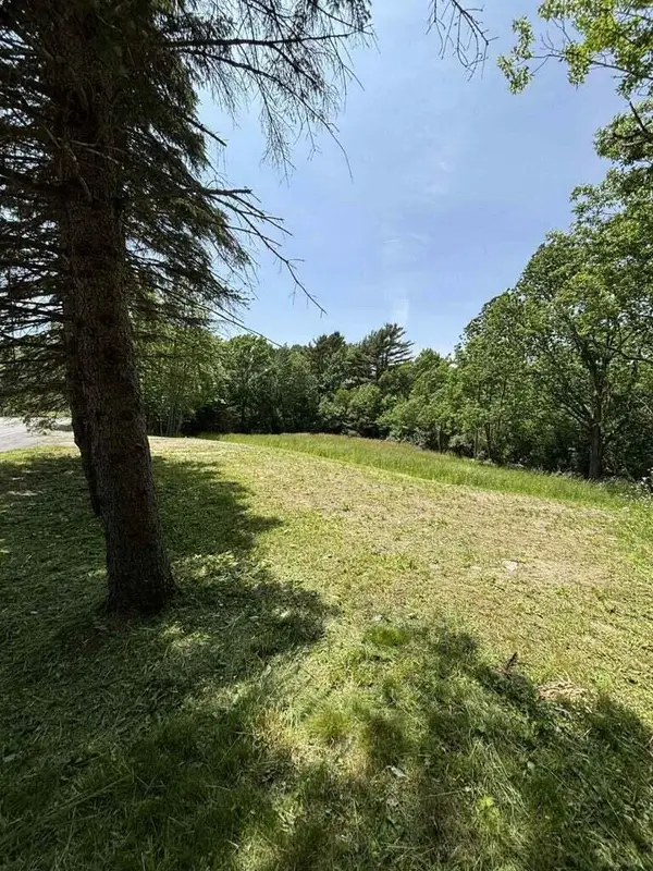 1174 River Road, Bucksport, ME 04416