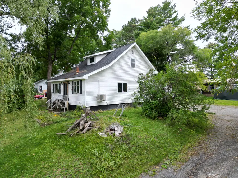 21 Valley Avenue, Howland, ME 04448 - #3
