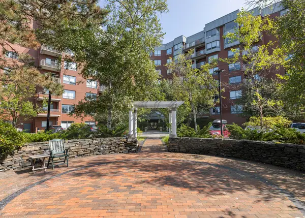 148 Breakwater Drive #311, South Portland, ME 04106