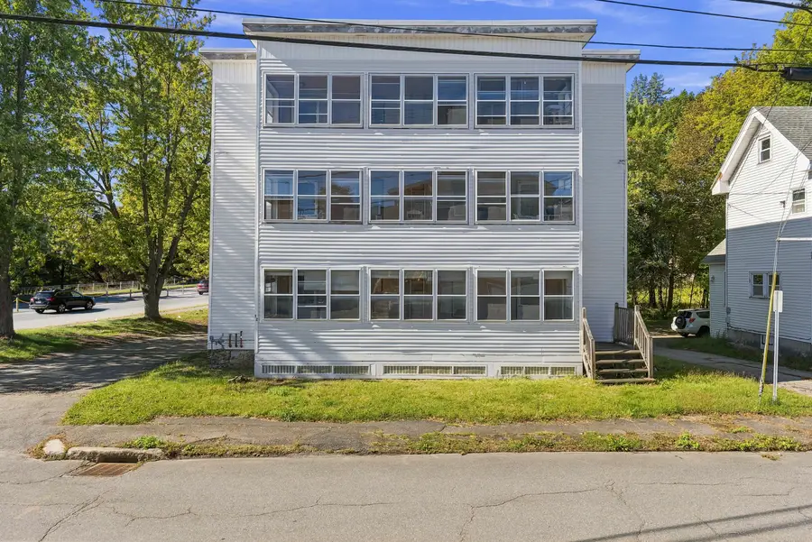 12 Swan Street, Augusta, ME 04330 - #3