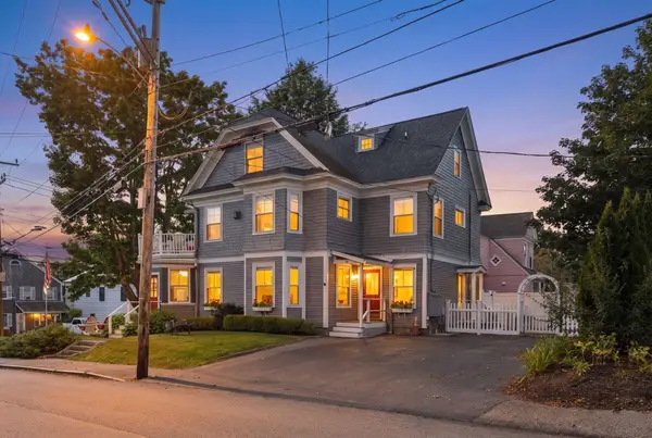 2 Elm Street, Kennebunkport, ME 04046