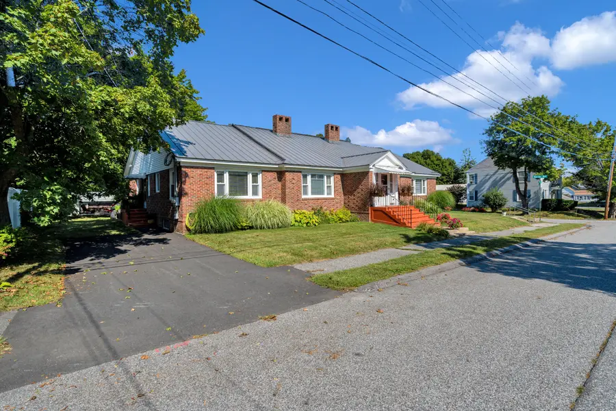 25 Dove Lane, Lewiston, ME 04240 - #3
