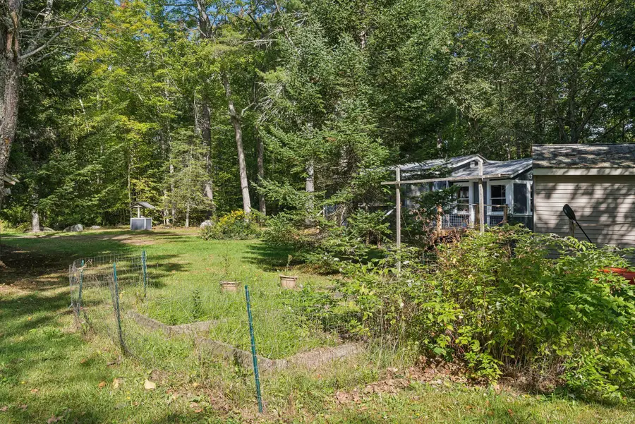18 Shore Road, Raymond, ME 04071 - #3