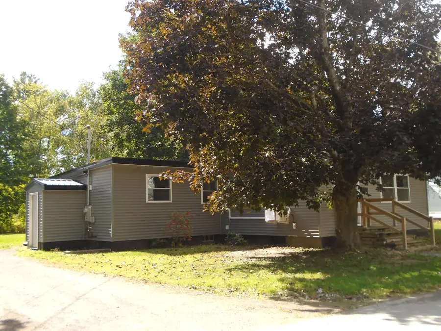 33 Highland Avenue, Newport, ME 04953 - #2