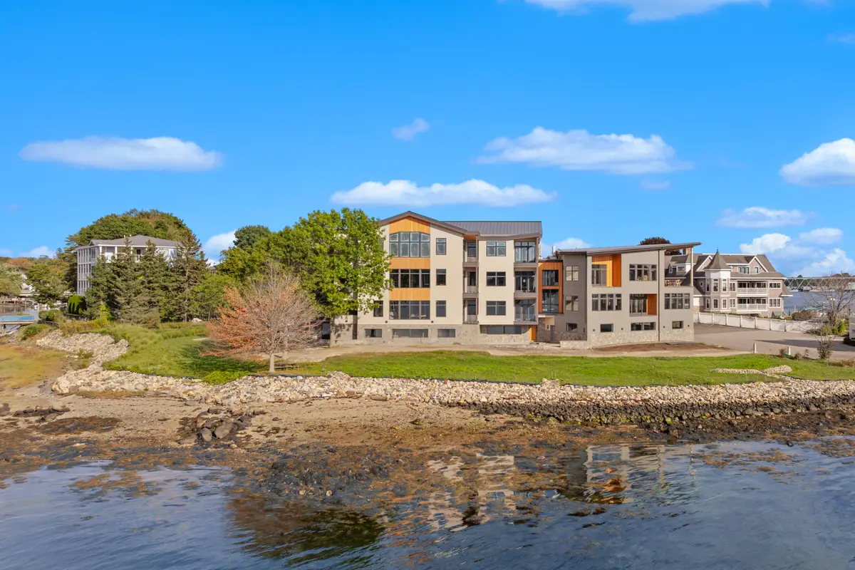 35 Badgers Island West #302, Kittery, ME 03904 - #1