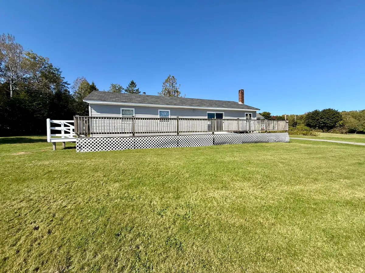 760 U.s. 1, Robbinston, ME 04671 - #1