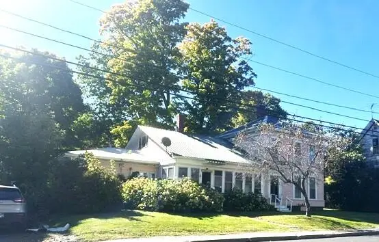 42 Greenville Road, Monson, ME 04464