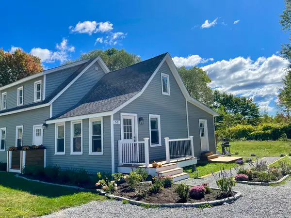 59 River Road, Bowdoinham, ME 04008
