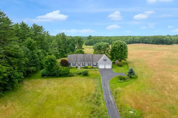 701 River Road, Buxton, ME 04093