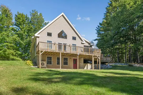 11 East Shore Drive, Parsonsfield, ME 04047