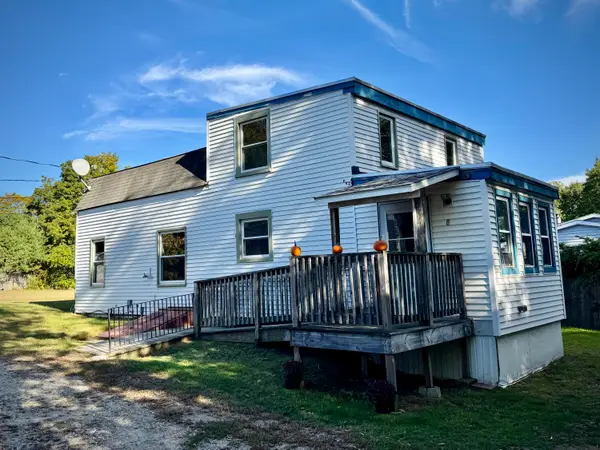 8 Oxcart Lane, Berwick, ME 03901