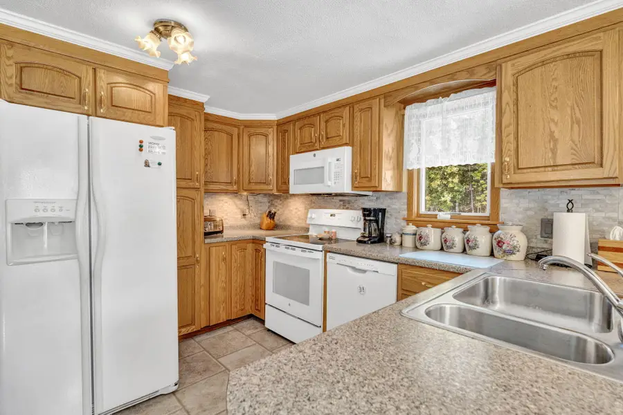 735 N Main, Brewer, ME 04412 - #3