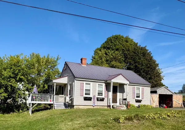 8 Cushman Street, Lincoln, ME 04457