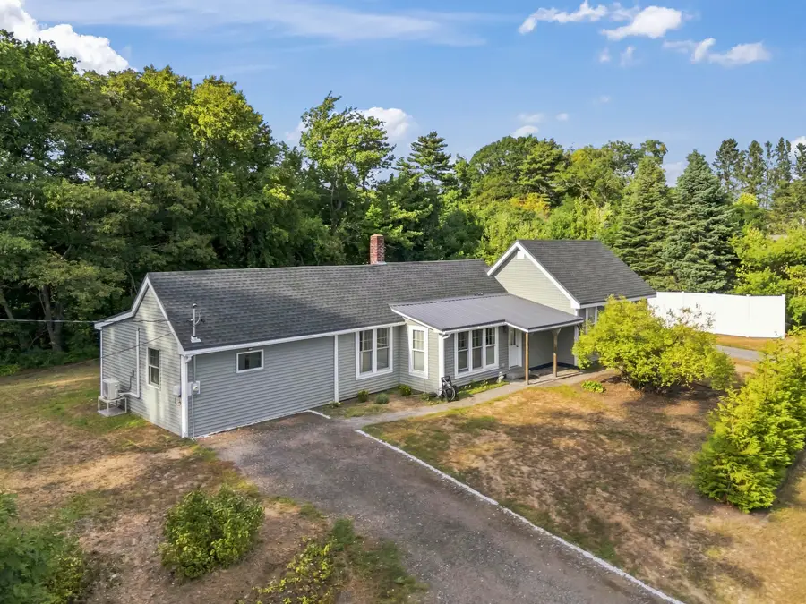 12 Middlesex Road, Topsham, ME 04086 - #3