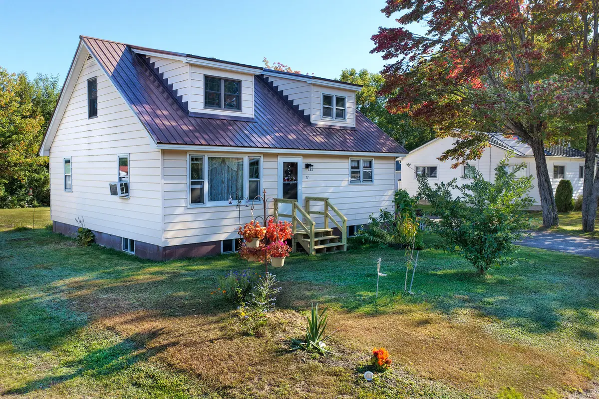 77 New Hampshire Street, Millinocket, ME 04462 - #1