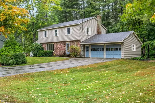 129 Sunderland Drive, Auburn, ME 04210